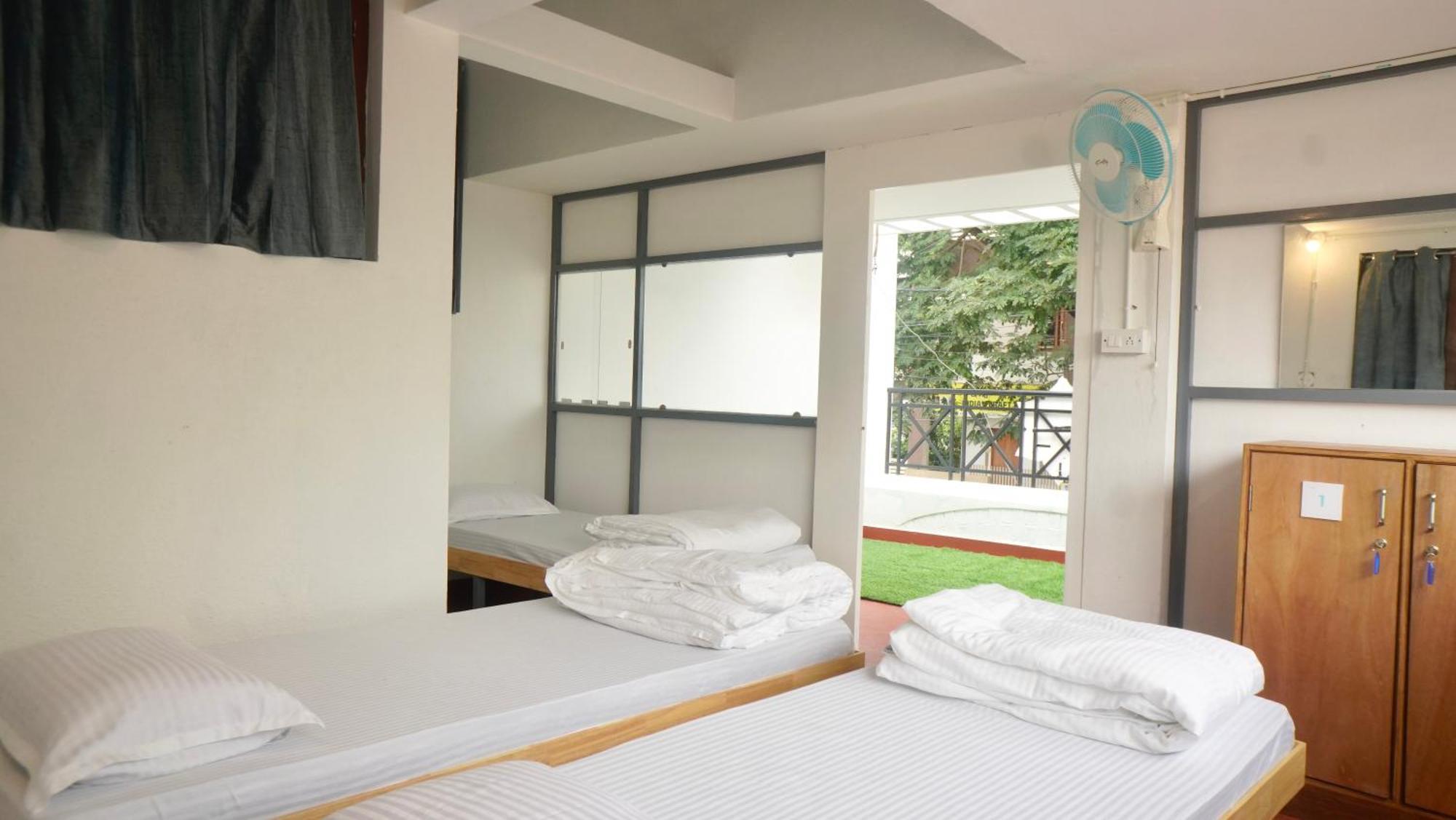 Roambay - Gokulam Hostel Mysore Exterior photo