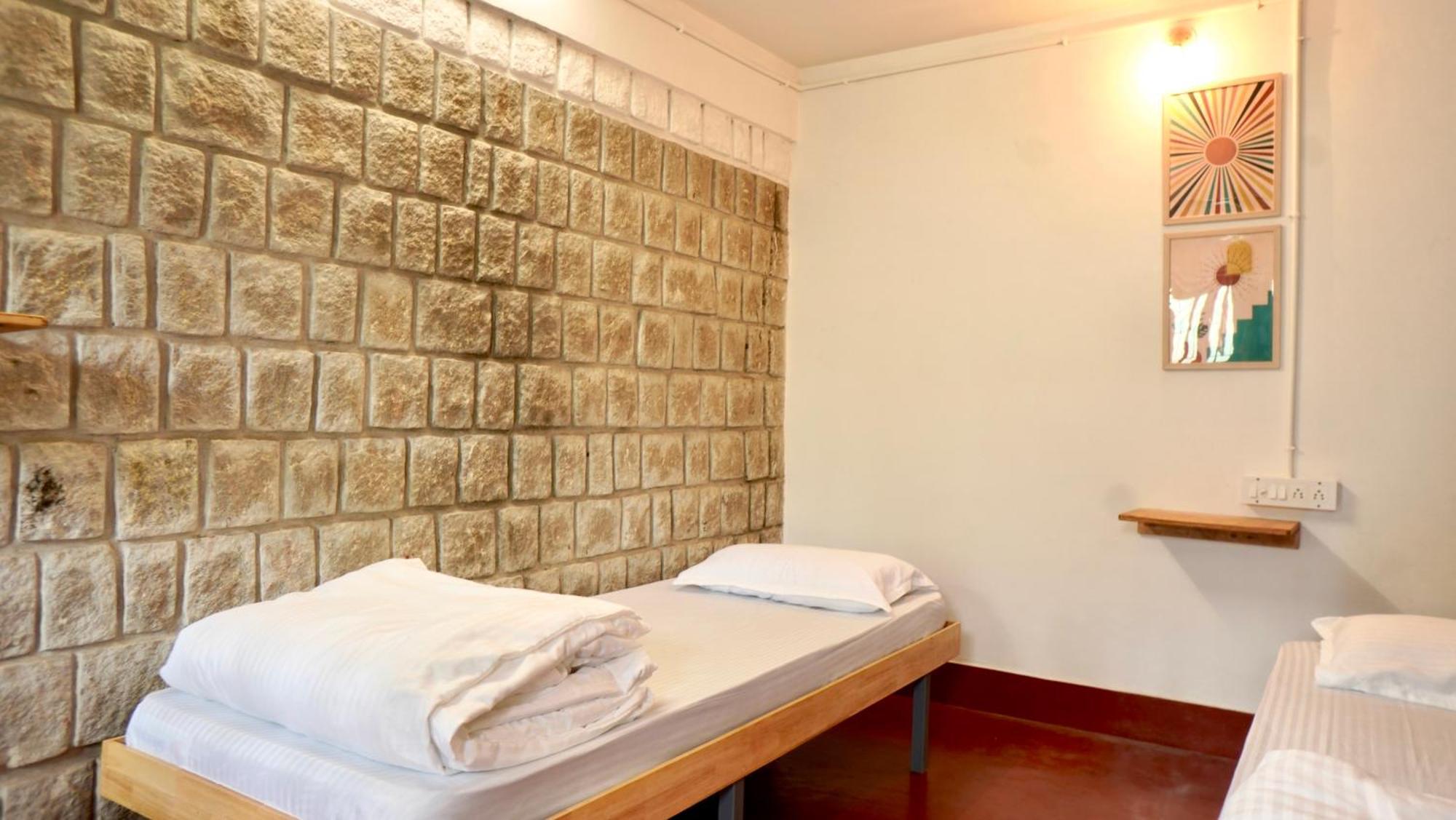 Roambay - Gokulam Hostel Mysore Exterior photo